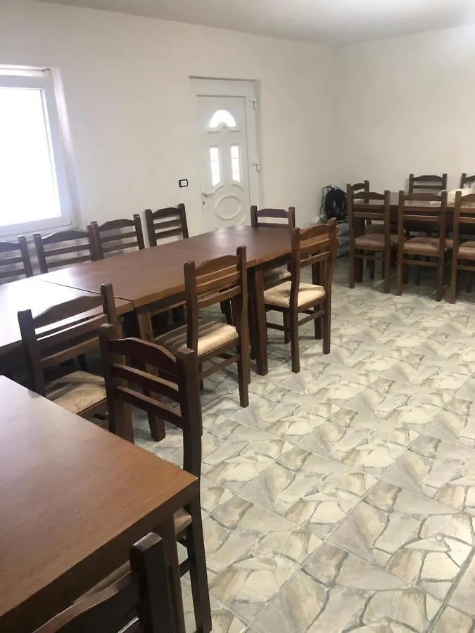 Bujtina Brahim Selimaj Bed & Breakfast Valbone