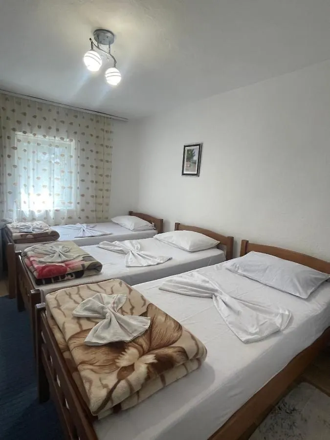Bujtina Brahim Selimaj Bed & Breakfast Valbone