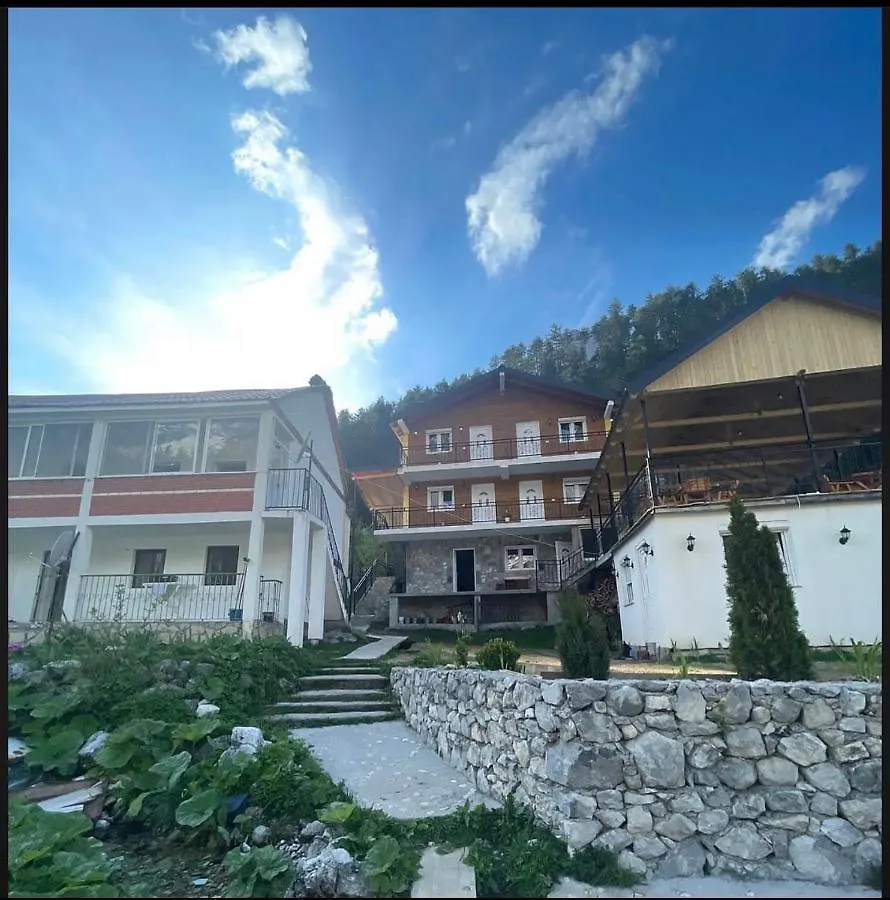 Bujtina Brahim Selimaj Bed & Breakfast Valbone