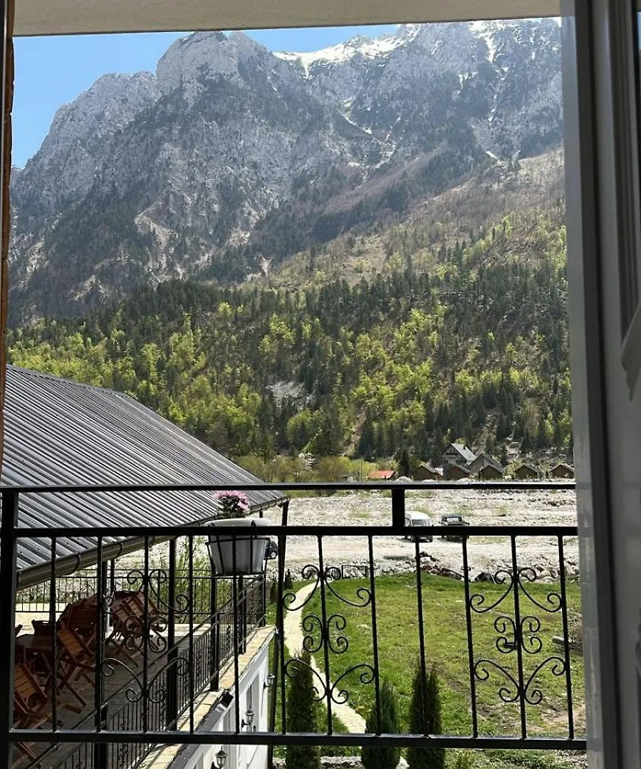 Bujtina Brahim Selimaj Bed & Breakfast Valbone